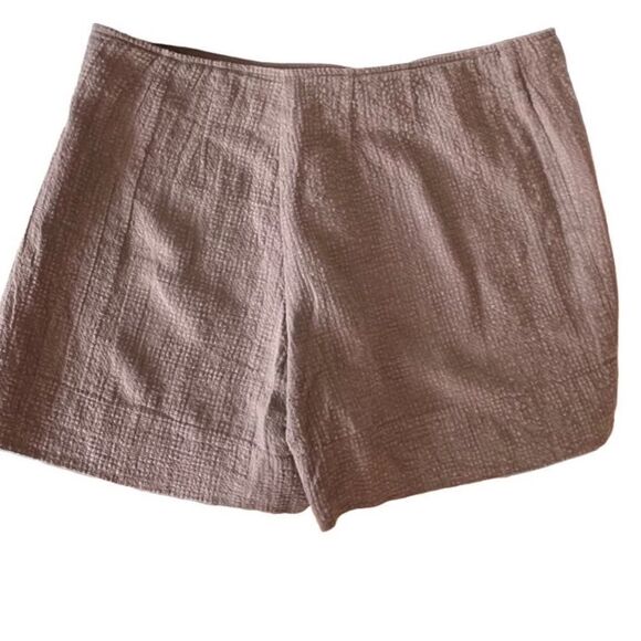 Tommy Bahama textured short/skort size 10. - Picture 2 of 3